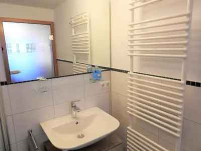 Ein Badezimmer in der Unterkunft Haus Berg & Tal