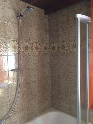 Ein Badezimmer in der Unterkunft Tschengla Ferienwohnung