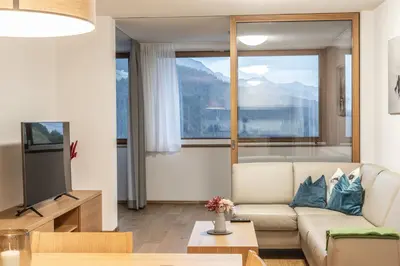 Ein Sitzbereich in der Unterkunft Berg Aparts Faschina - 03 - b42790