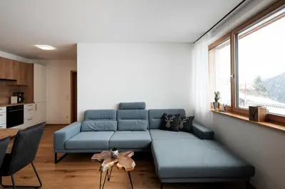 Ein Sitzbereich in der Unterkunft Berg Aparts Faschina - 02 - b42789