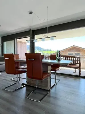 Ein Sitzbereich in der Unterkunft Sonnige Wohnung mit schöner Aussicht in Wolfurt
