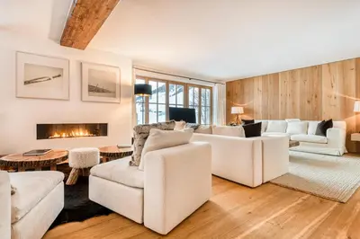 Ein Sitzbereich in der Unterkunft Chalet Lilly - Luxury by A-Appartments mit Ski in - Ski out