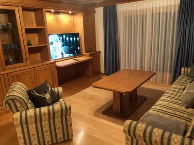 Ein Sitzbereich in der Unterkunft Alpenhotel Widderstein