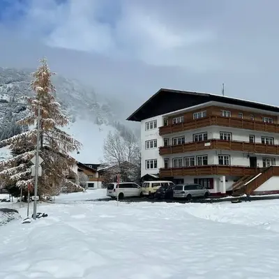 Haus Wallis by stayFritz - Ski-In Ski-Out Apartments am Arlberg