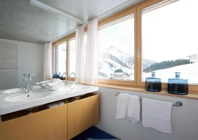 Ein allgemeiner Bergblick oder ein Berglick von der Ferienwohnung aus