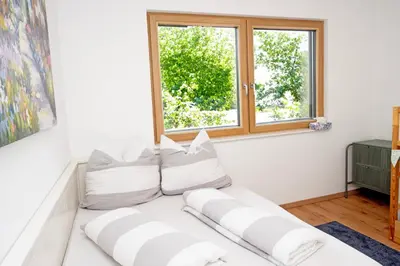 Ein Bett oder Betten in einem Zimmer der Unterkunft Luxus-Anwesen mit Charme - ganzes Haus mit Garten