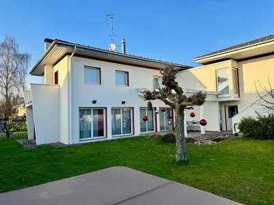 Grundriss der Unterkunft Ferienhaus 80er Liebe mit Whirlpool