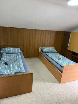 Ein Bett oder Betten in einem Zimmer der Unterkunft OH 4, 24 h Ceckin, free Internet