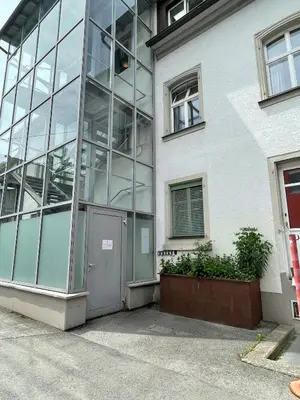 Das Gebäude in dem sich die Ferienwohnung befindet
