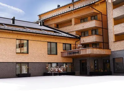 Das Gebäude in dem sich die Ferienwohnung befindet