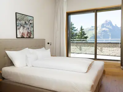Ein allgemeiner Bergblick oder ein Berglick von der Ferienwohnung aus