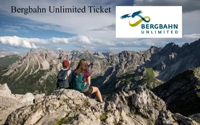 Ein allgemeiner Bergblick oder ein Berglick von des Hotels aus