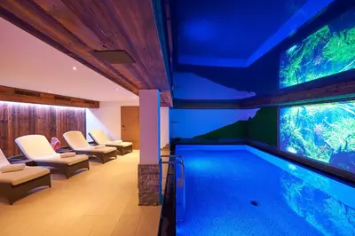Der Swimmingpool an oder in der Nähe von Boutique Hotel Herzhof - Garni-Appartements - Adults Only