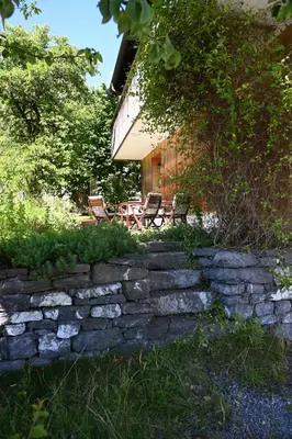 Ein Garten an der Unterkunft Ferienwohnung Allmein Top 3