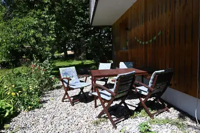 Ein Garten an der Unterkunft Ferienwohnung Allmein Top 3