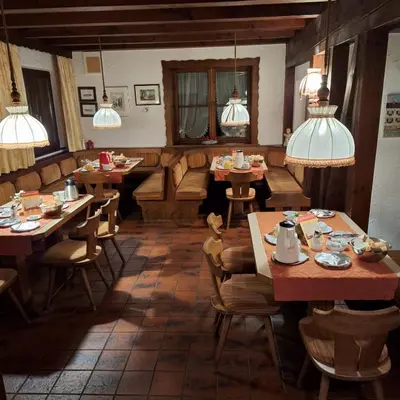 Essen in der Pension oder in der Nähe