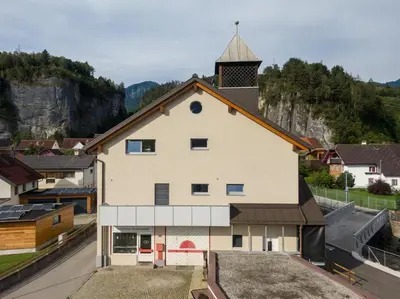 Ein allgemeiner Bergblick oder ein Berglick von der Ferienwohnung aus