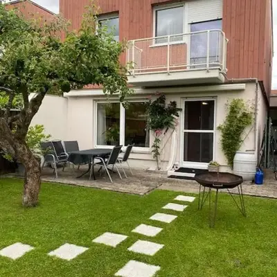 Haus mit schönem Garten