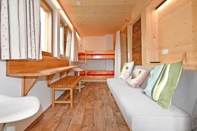 Ein Sitzbereich in der Unterkunft Berghof Burtscher Niklas