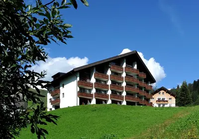 Das Gebäude in dem sich die Ferienwohnung befindet