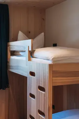 Ein Bett oder Betten in einem Zimmer der Unterkunft tinnes apartments