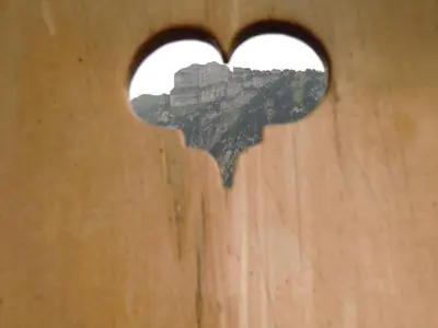 Ein allgemeiner Bergblick oder ein Berglick von der Ferienwohnung aus