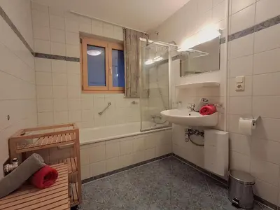 Ein Badezimmer in der Unterkunft Ferienwohnung Enzian by Alpenfeder