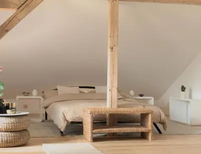 Ein Bett oder Betten in einem Zimmer der Unterkunft Apartment - Sleeps 3 - Balcony - Garden