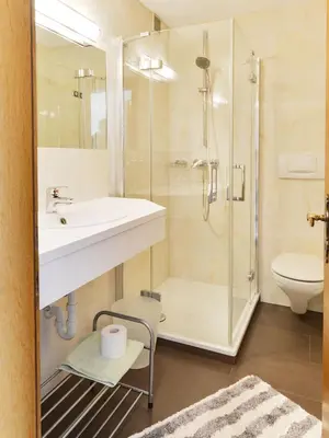 Ein Badezimmer in der Unterkunft Pension Oberhauser