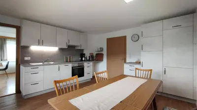 Küche/Küchenzeile in der Unterkunft Panorama Ferienwohnung Lingenau