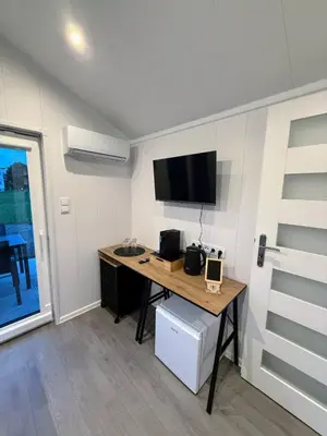 TV/Unterhaltungsangebot in der Unterkunft TRB - Tiny Room Bodensee 2