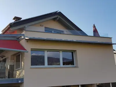 Das Gebäude in dem sich die Ferienwohnung befindet