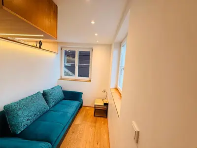 Ein Sitzbereich in der Unterkunft Moderne Ferienwohnung im Herzen von Wolfurt