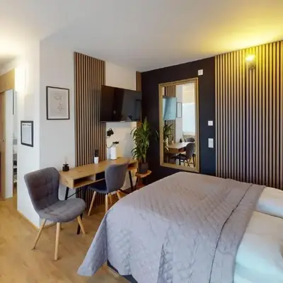 CROWN LIVING Basic Studios Dornbirn - Zentrale Studios mit WLAN