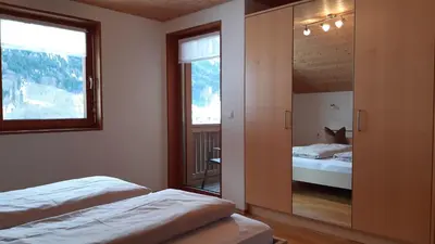 Ein Bett oder Betten in einem Zimmer der Unterkunft Haus Erna Schoppernau