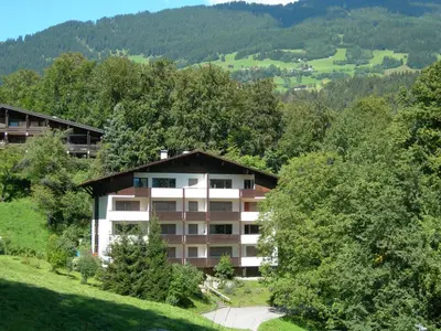 Ein allgemeiner Bergblick oder ein Berglick von der Ferienwohnung aus