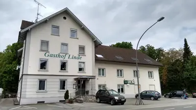 Das Gebäude in dem sich das Bed & Breakfast befindet