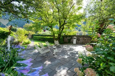 Ein Garten an der Unterkunft Relax & Vitalhotel Adler