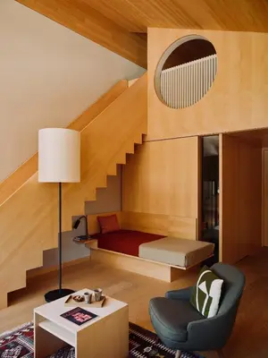 Ein Sitzbereich in der Unterkunft Rote Wand Gourmet Hotel, a Member of Design Hotels