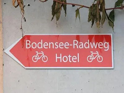 Ein Zertifikat, Auszeichnung, Logo oder anderes Dokument, das in der Unterkunft Das smarte Hotel garni ausgestellt ist