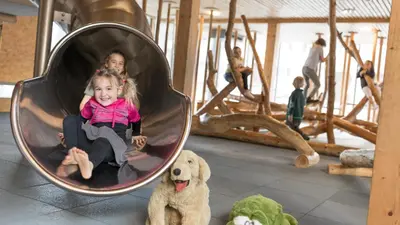 Kinder, die in der Unterkunft JUFA Hotel Montafon übernachten