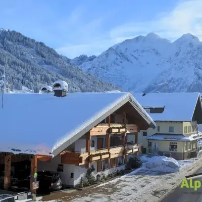 Alp-Chalet