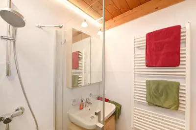 Ein Badezimmer in der Unterkunft Haus Albrecht