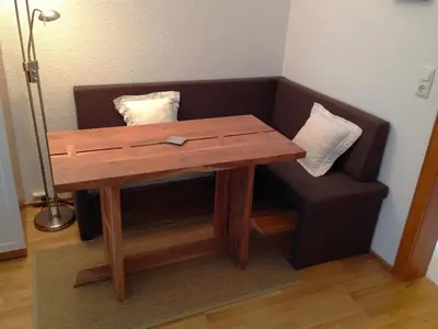 Ein Sitzbereich in der Unterkunft Ferienwohnung Tschagguns