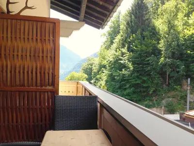 Ein allgemeiner Bergblick oder ein Berglick von der Ferienwohnung aus