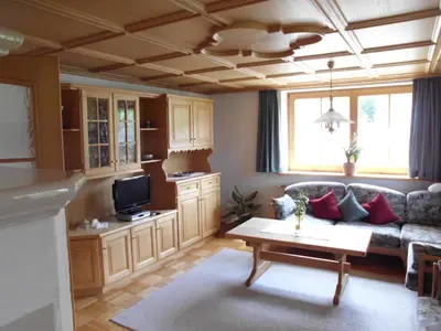 Ein Sitzbereich in der Unterkunft Ferienwohnung Annele