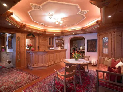 Ein Sitzbereich in der Unterkunft Hotel Antonius