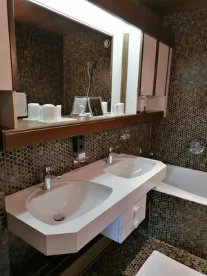 Ein Badezimmer in der Unterkunft Hotel Garni Tannleger B&B