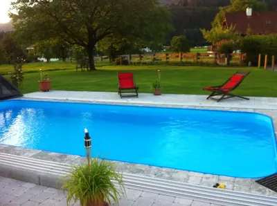 Der Swimmingpool an oder in der Nähe von Apartment Bachmann
