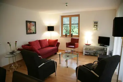 Ein Sitzbereich in der Unterkunft Haus Kanisblick Appartements
